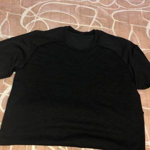 Men’s perfect condition large mental vent tech